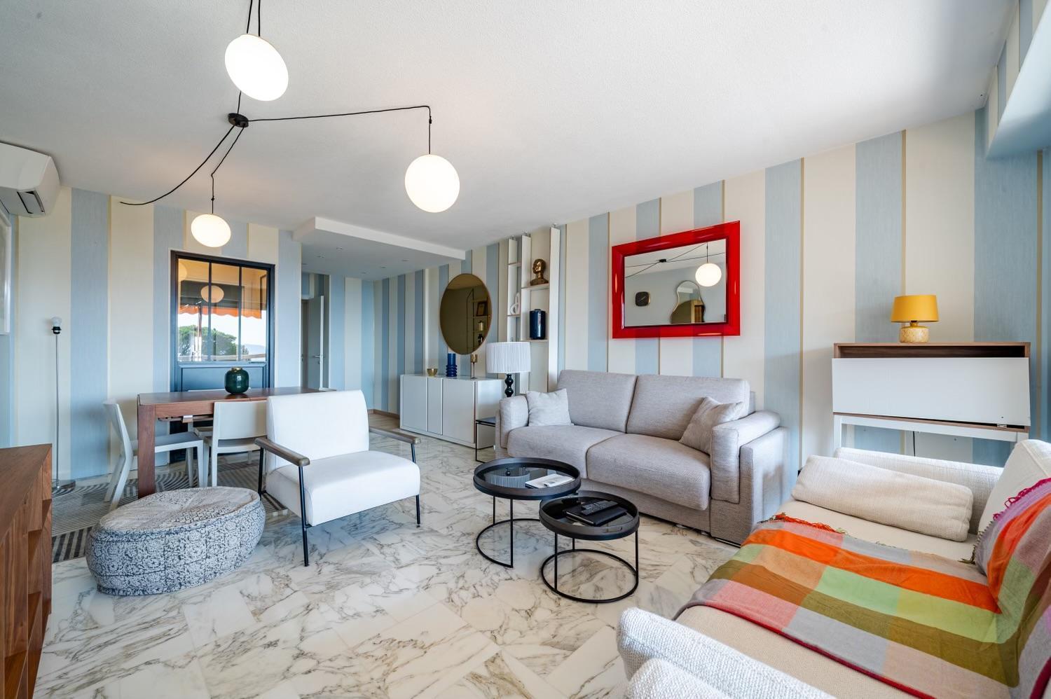Superbe 2 Pieces Clim Et Parking Nizza